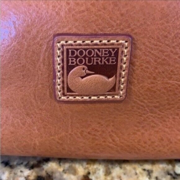Dooney and Bourke Tan Florentine satchel Medium - Picture 5 of 8